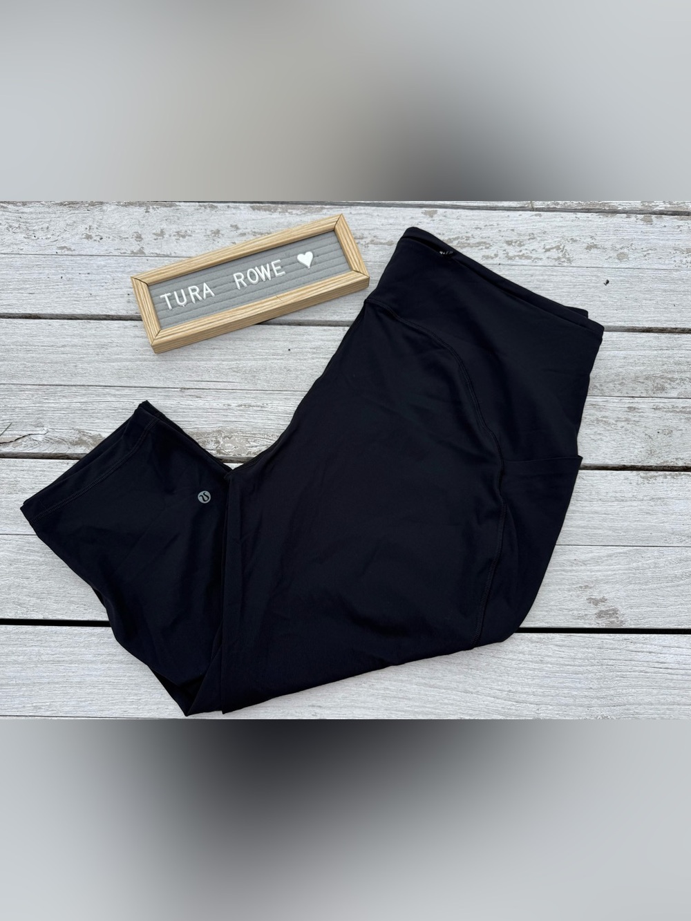 Lululemon Swift Speed High Rise Crop 21 Inch Black with pockets Size 20 NWOT